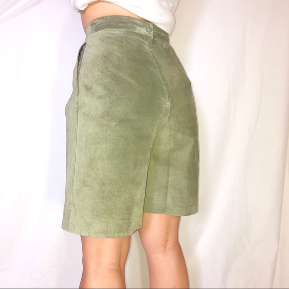 Danier Leather Green Suede High Waisted Shorts Sz4 - Picture 4 of 5